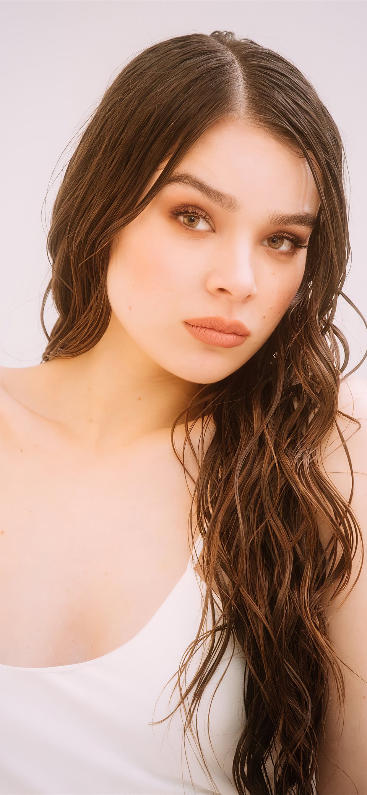 Hailee Steinfeld 2020 Wallpapers