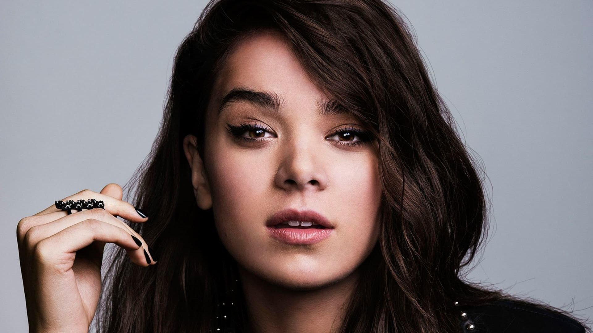 Hailee Steinfeld 2020 Wallpapers