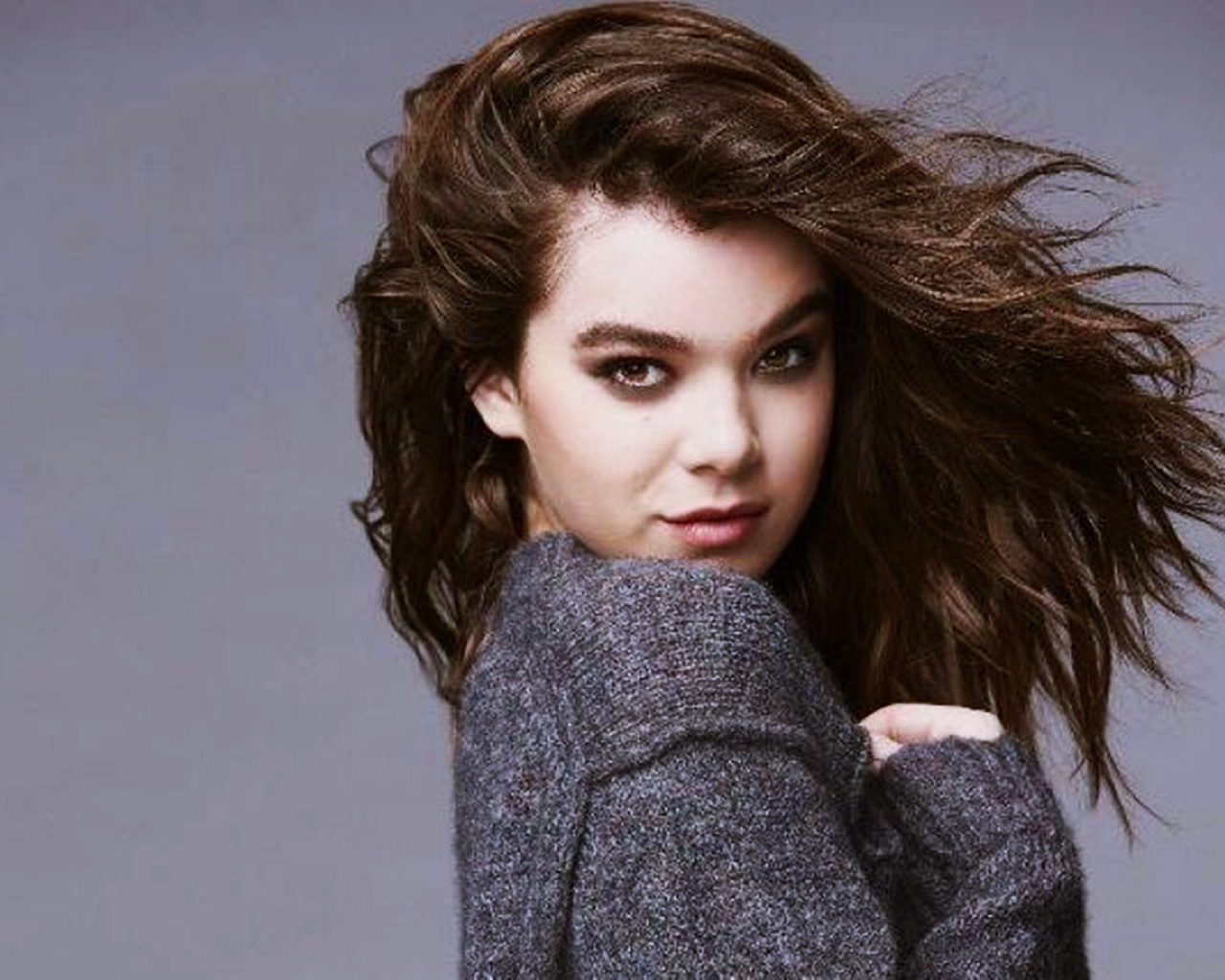 Hailee Steinfeld HD Monochrome Photoshoot Wallpapers