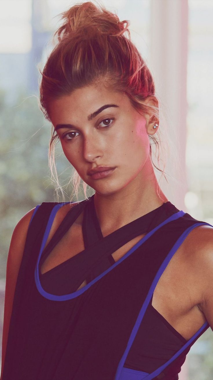 Hailey Baldwin 4K Wallpapers