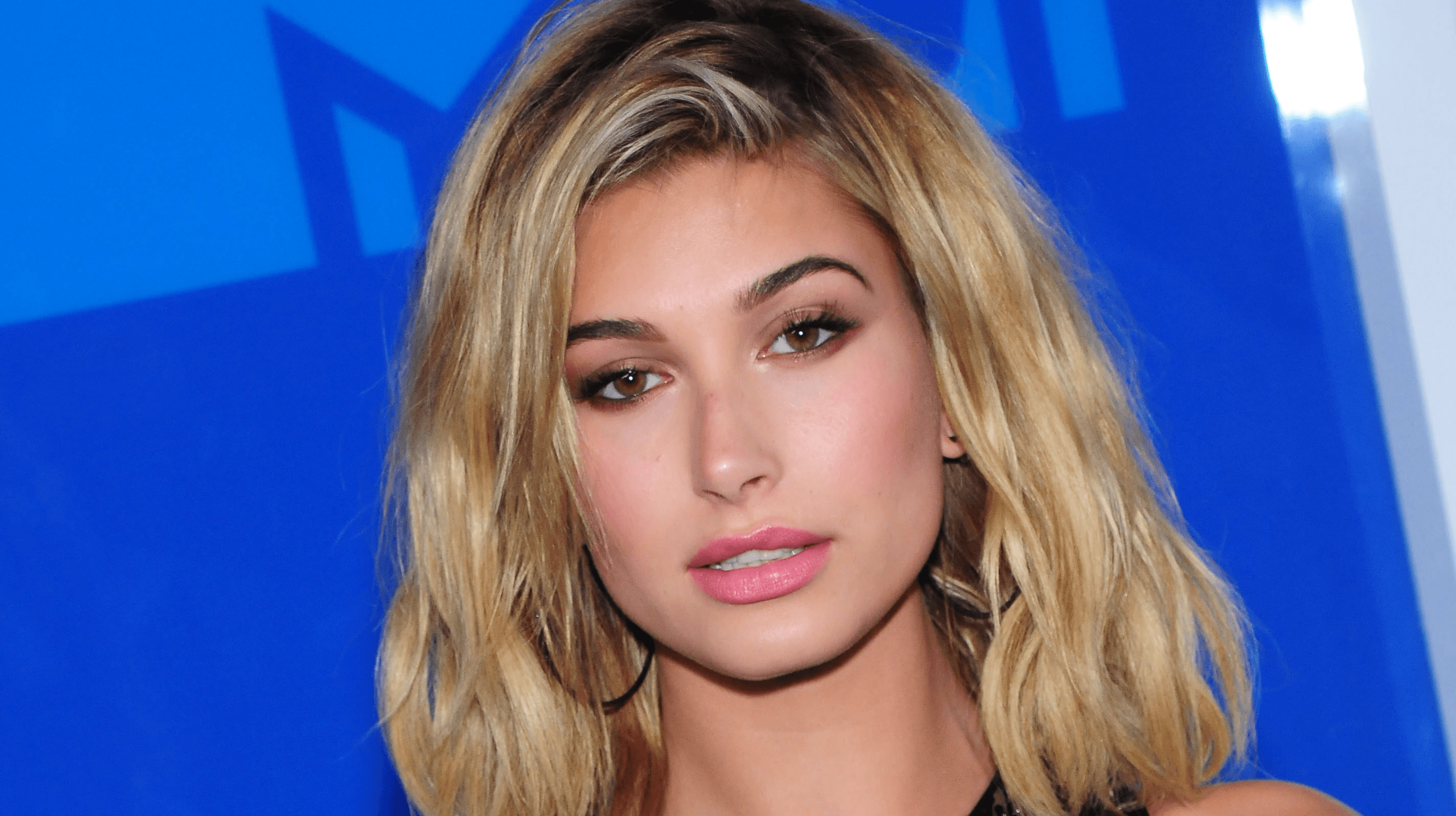 Hailey Baldwin 4K Wallpapers