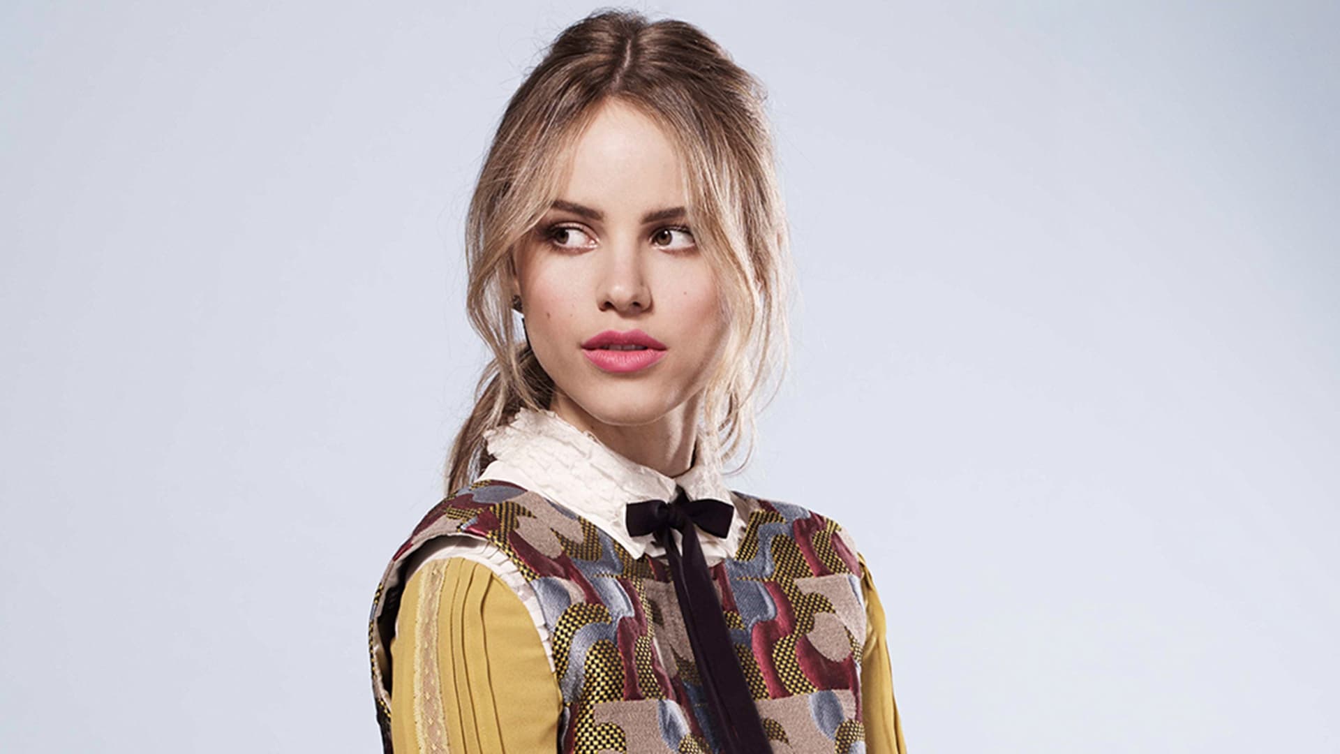 Halston Sage 2019 Wallpapers