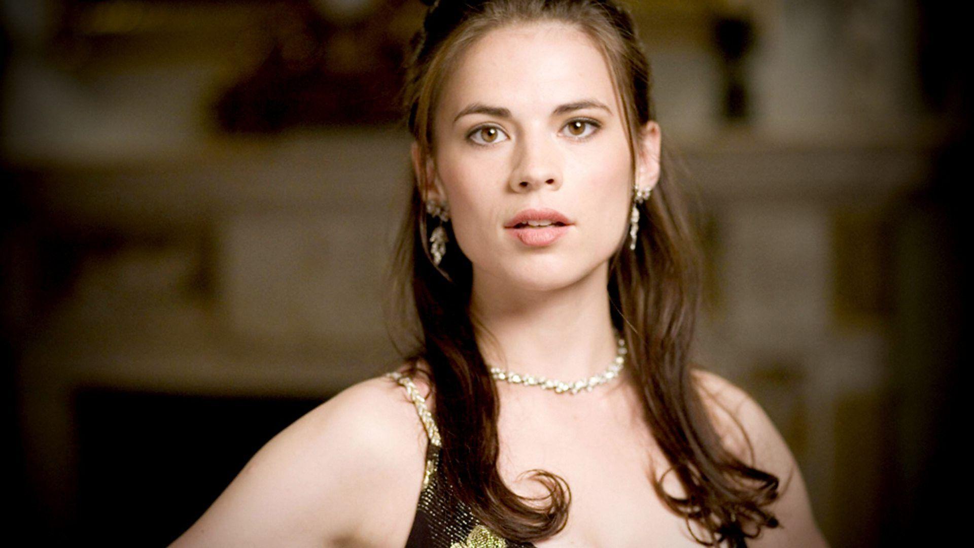 Hayley Atwell Wallpapers