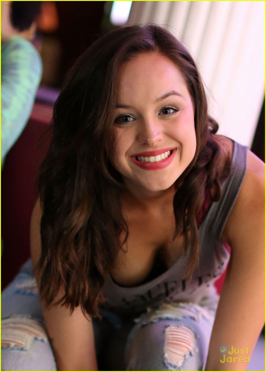 Hayley Orrantia 8K Wallpapers