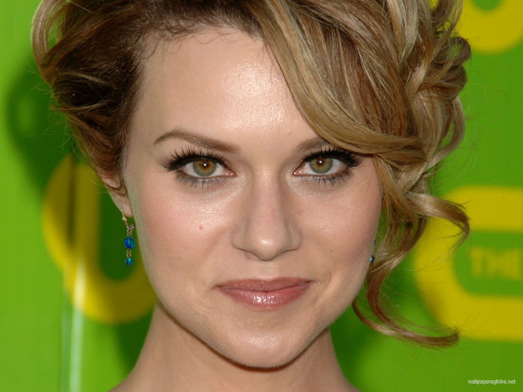 Hilarie Burton Wallpapers