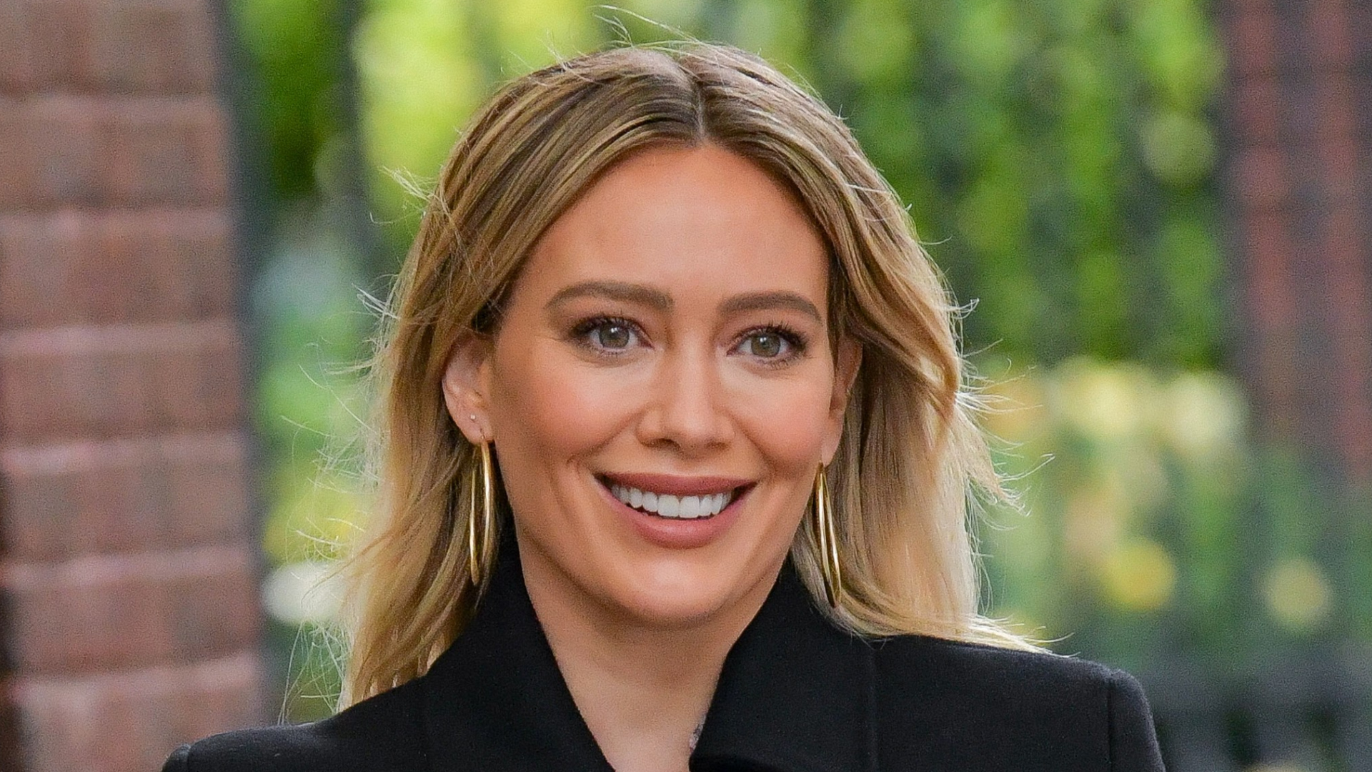 Hilary Duff Cosmopolitan Wallpapers