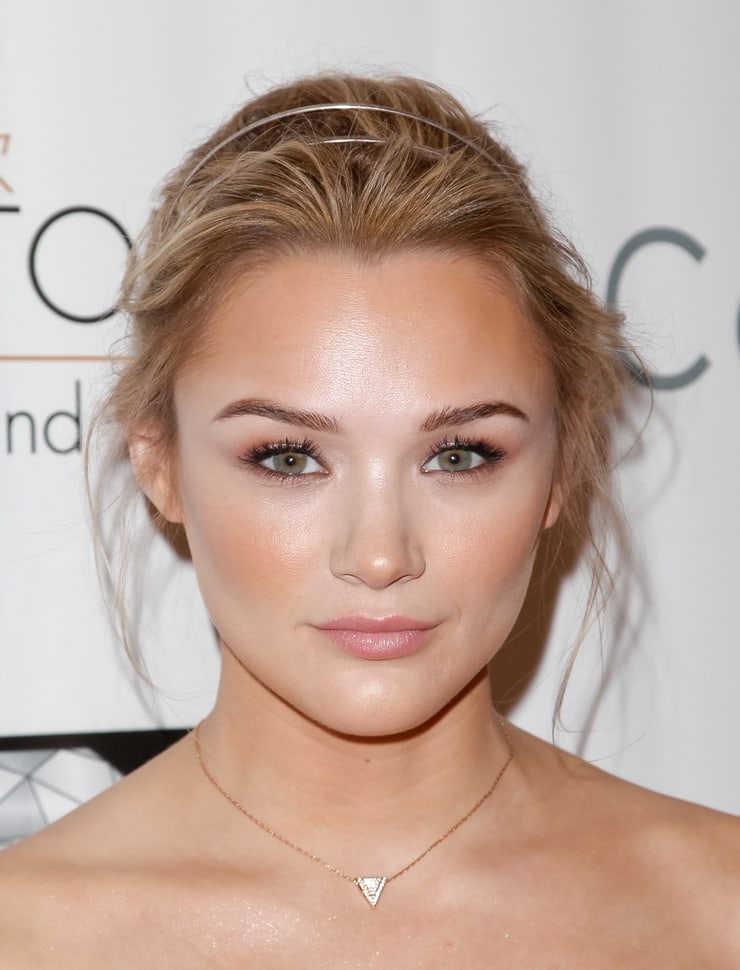 Hunter King 2019 Wallpapers