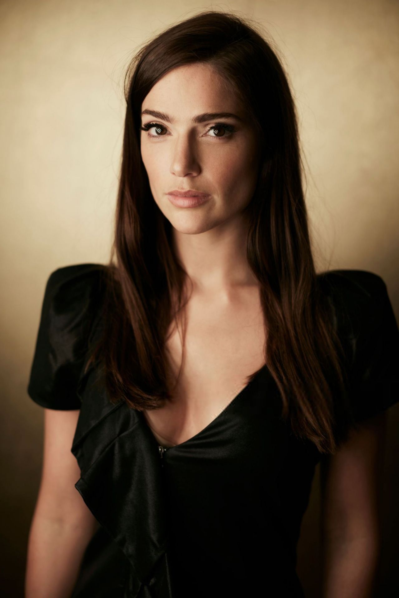 Janet Montgomery Salem Wallpapers