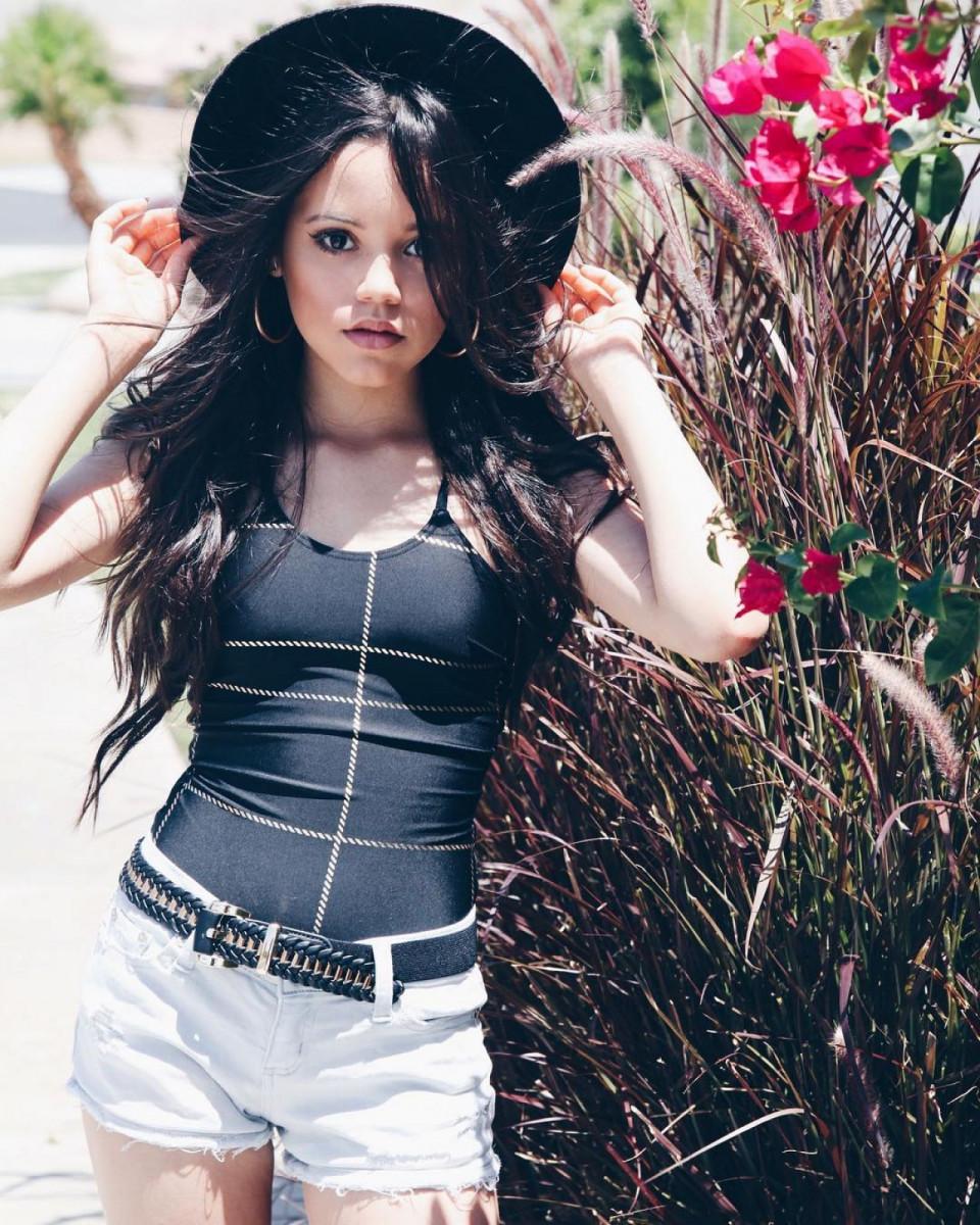 Jenna Ortega 2020 Wallpapers