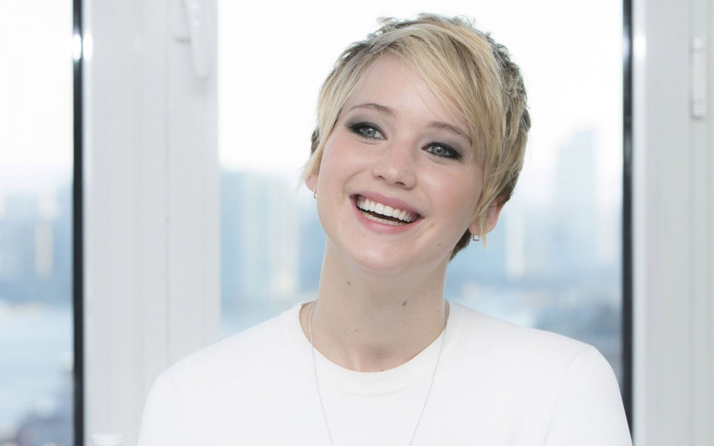 Jennifer Lawrence Cute Photo Wallpapers