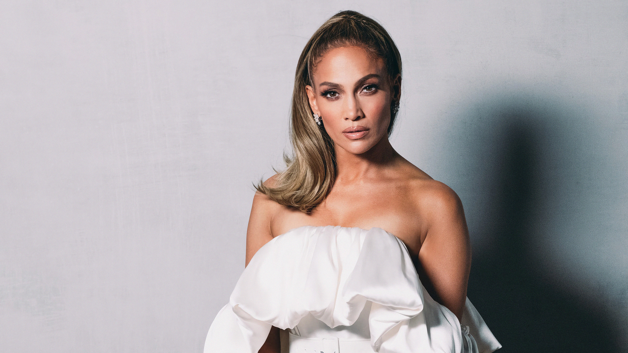 Jennifer Lopez 8K Wallpapers