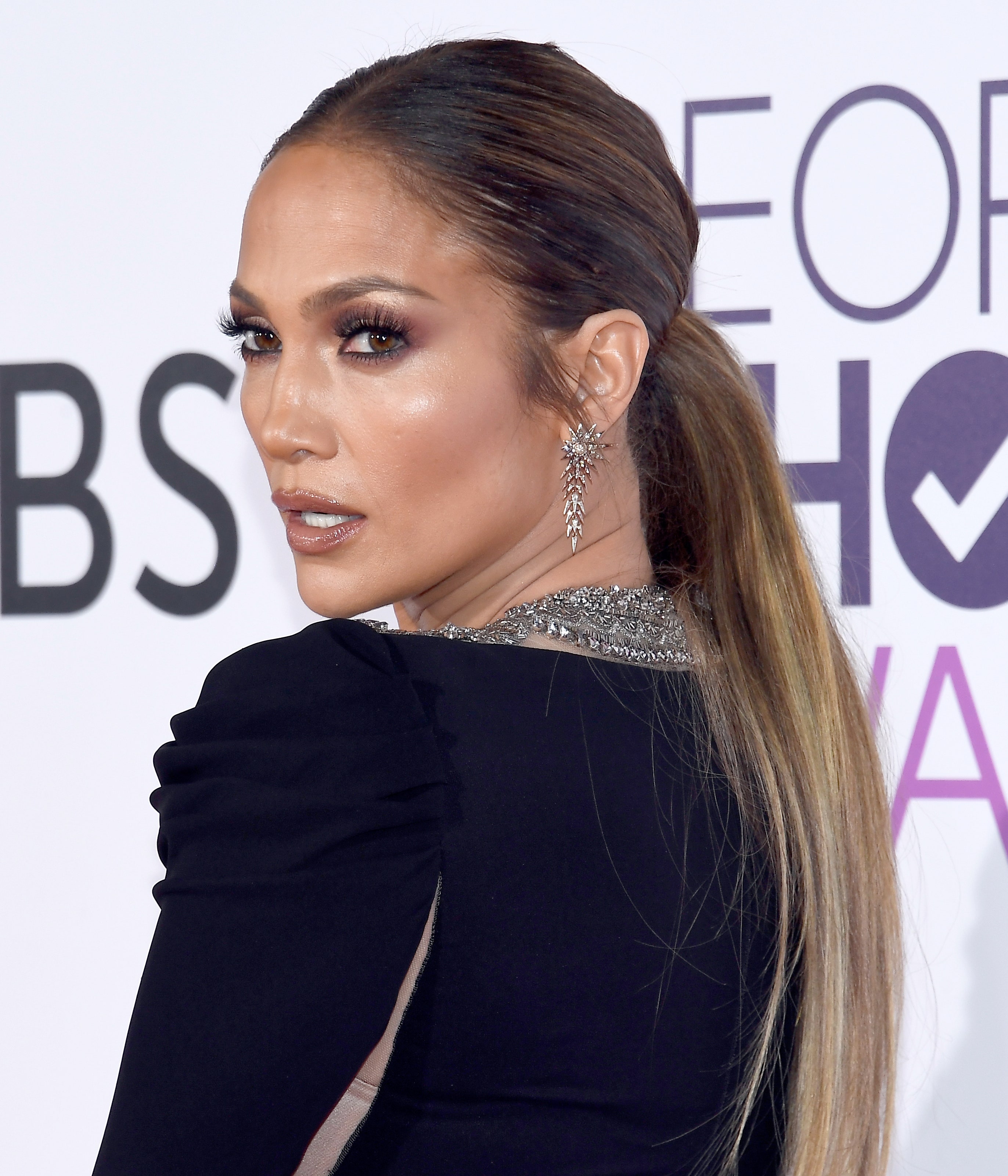 Jennifer Lopez Face 2017 Wallpapers