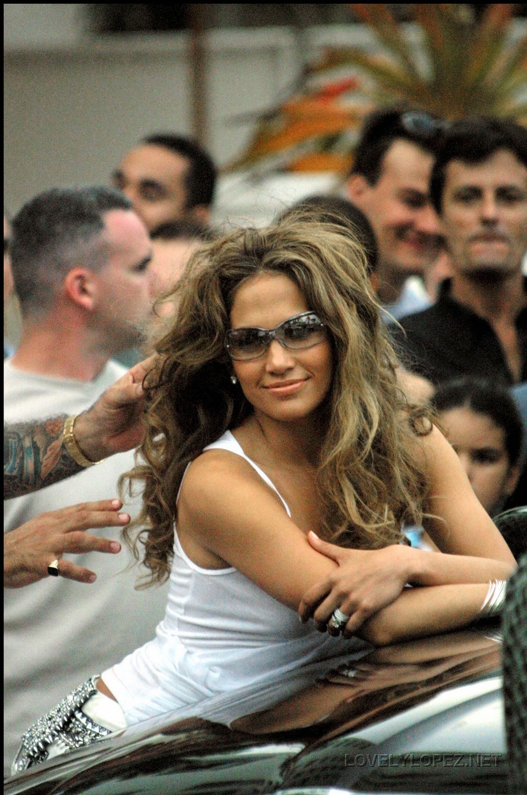 Jennifer Lopez Sunglasses Wallpapers