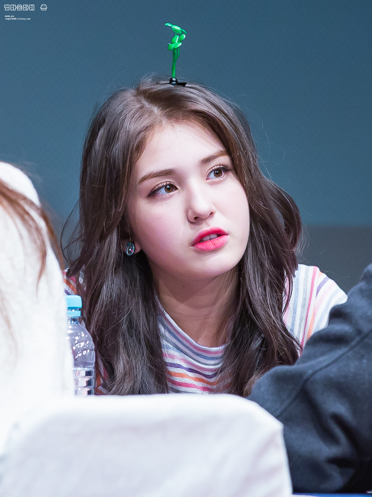 Jeon Somi Wallpapers