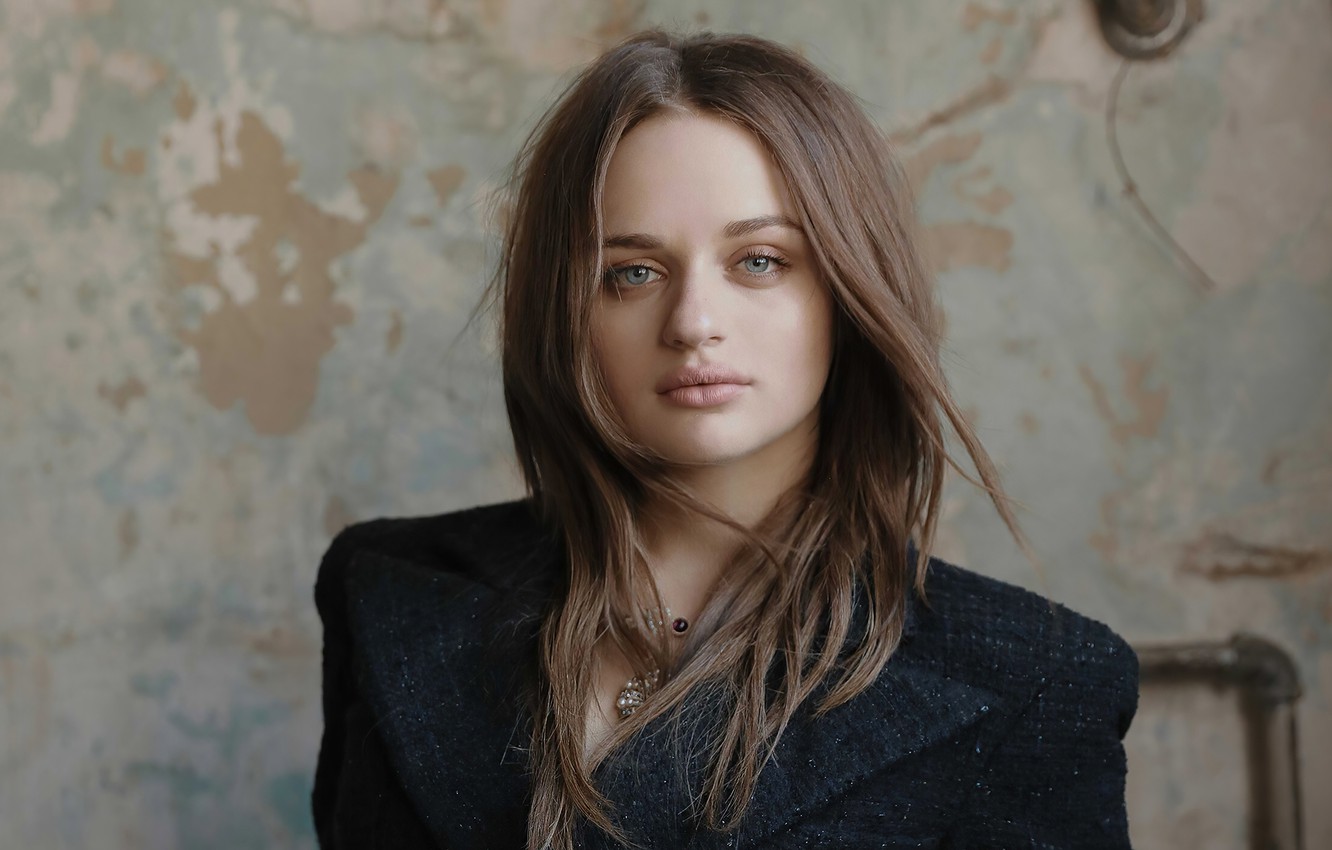 Joey King long Hair Wallpapers