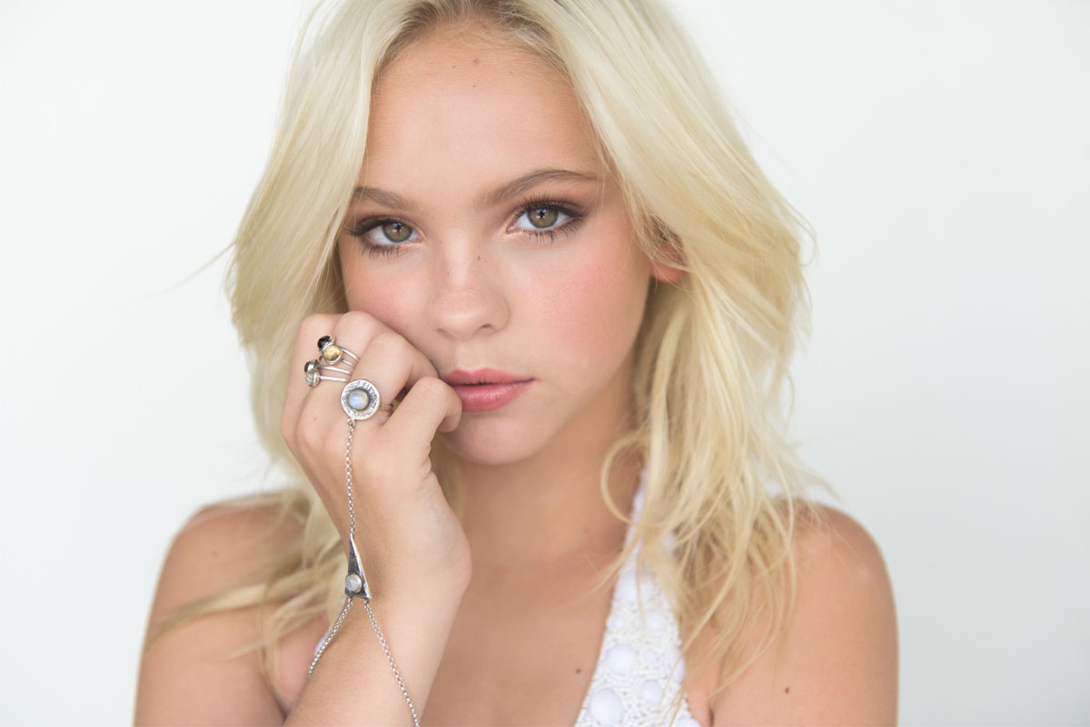 Jordyn Jones Wallpapers