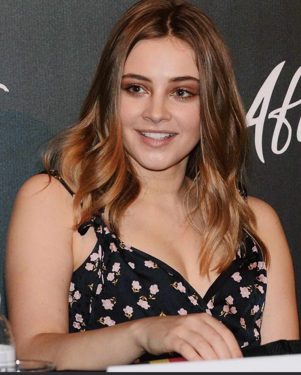 Josephine Langford 2018 Wallpapers