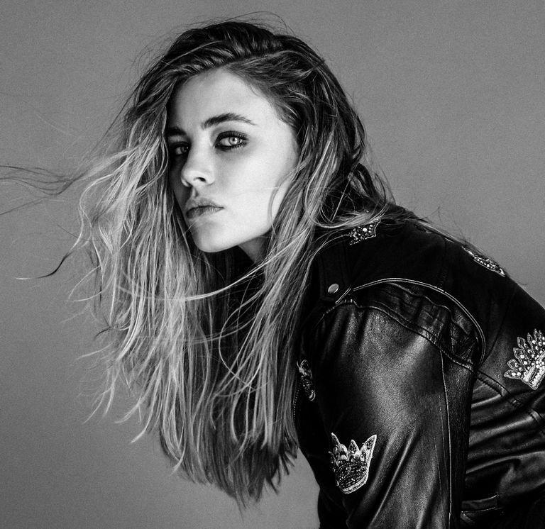 Josephine Langford Monochrome Face Wallpapers