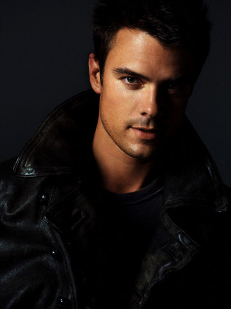 Josh Duhamel Wallpapers