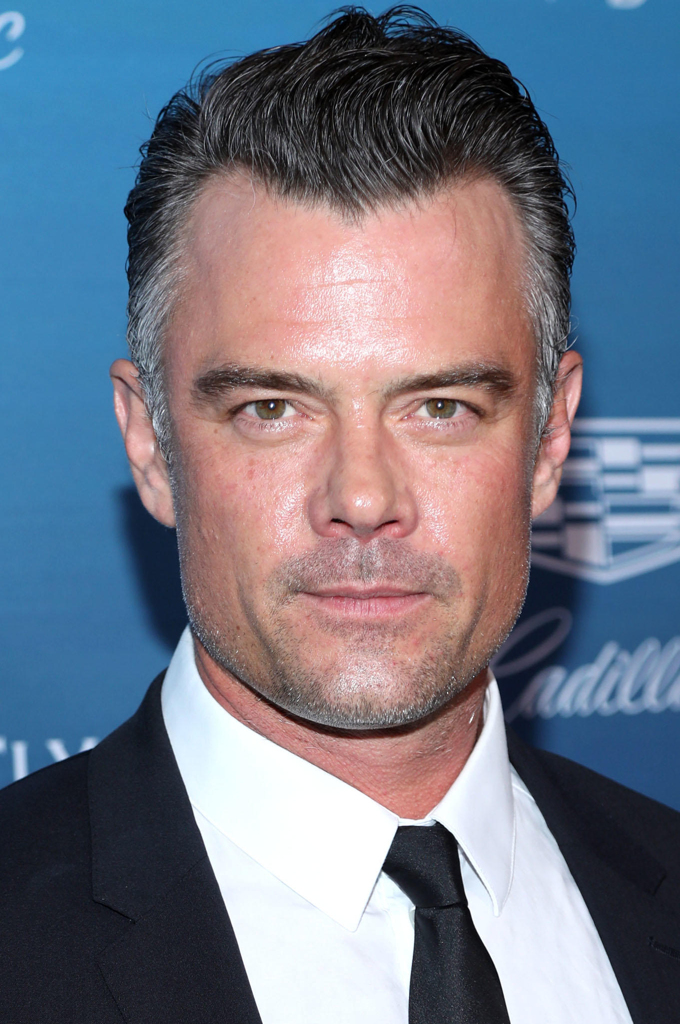 Josh Duhamel Wallpapers