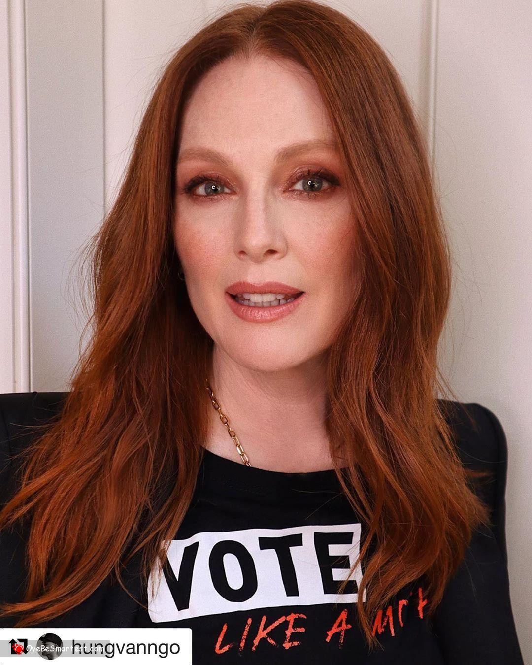 Julianne Moore Wallpapers