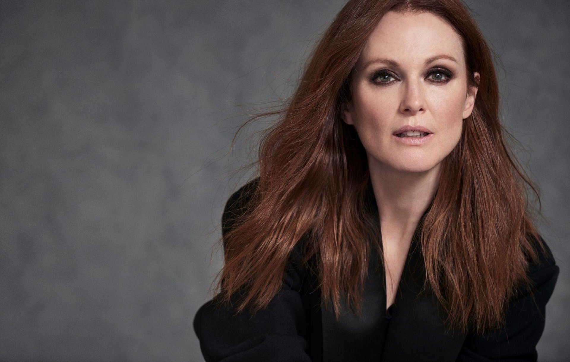 Julianne Moore Wallpapers