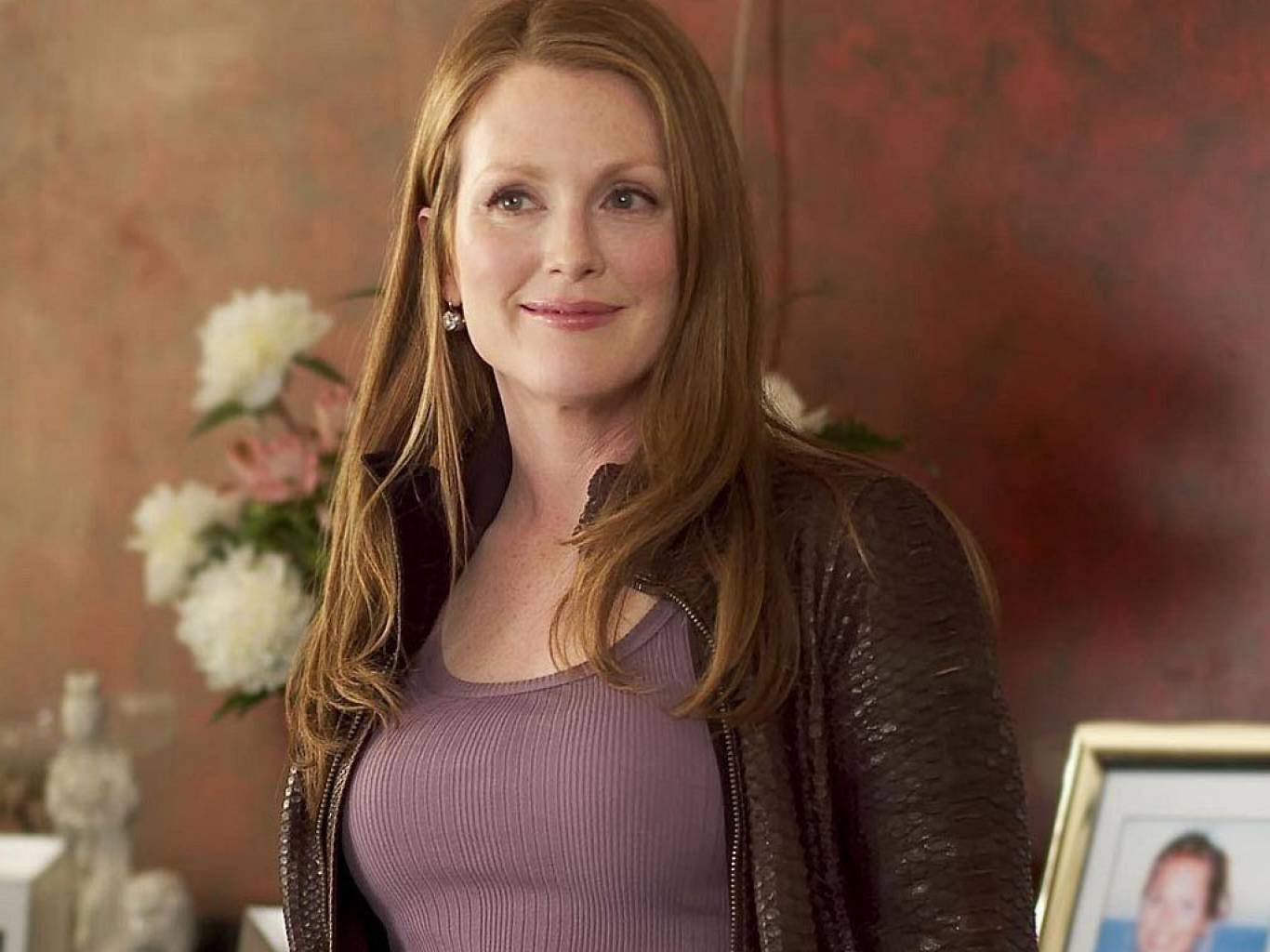 Julianne Moore Wallpapers