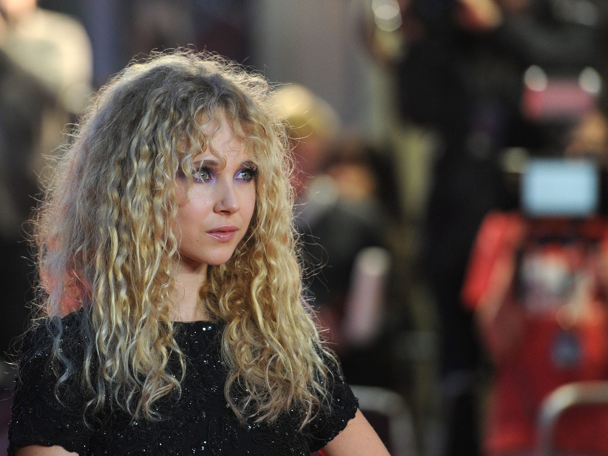 Juno Temple Wallpapers