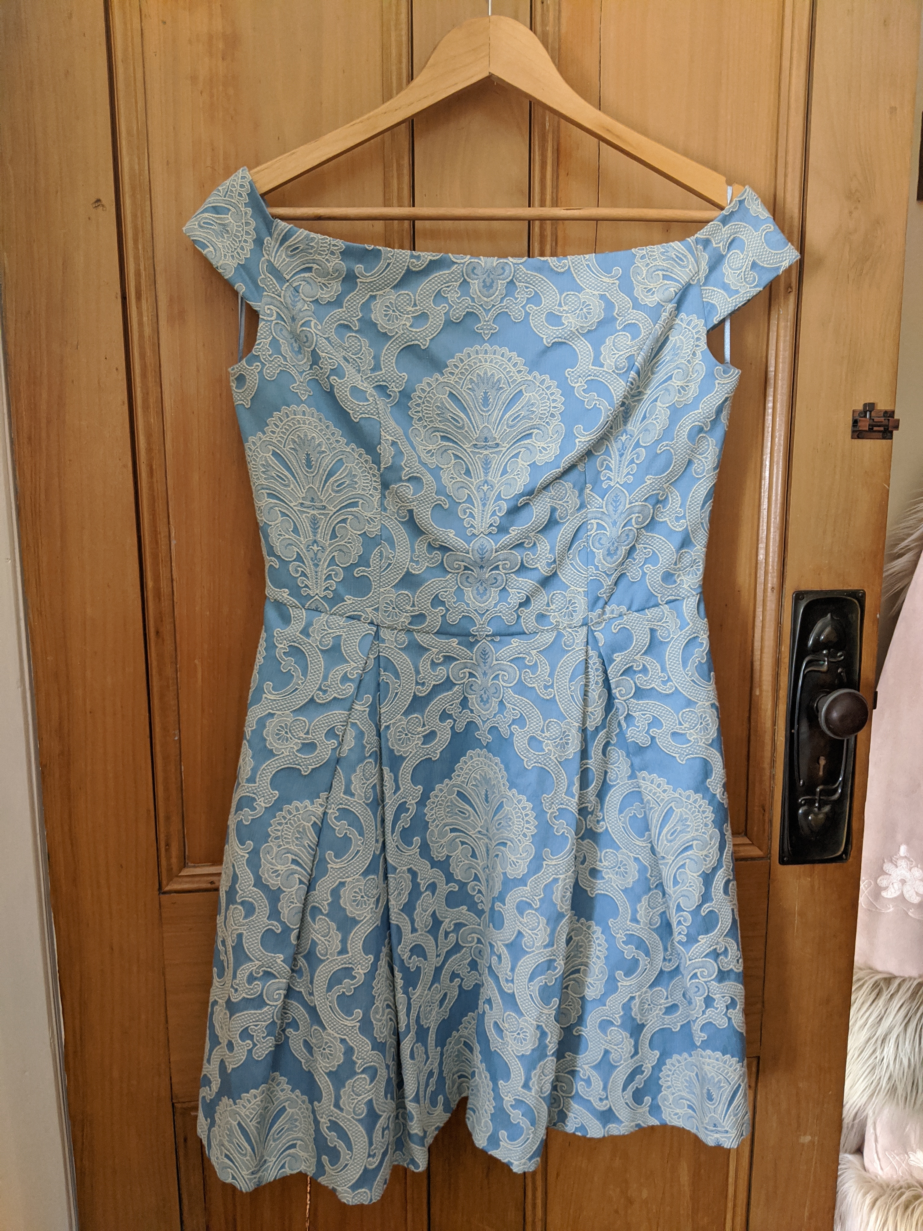 Karen Gillan Blue Dress Wallpapers