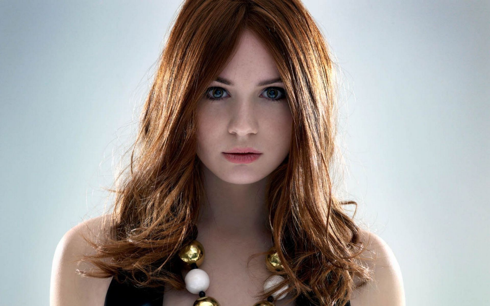 Karen Gillan Bustle 2019 Wallpapers