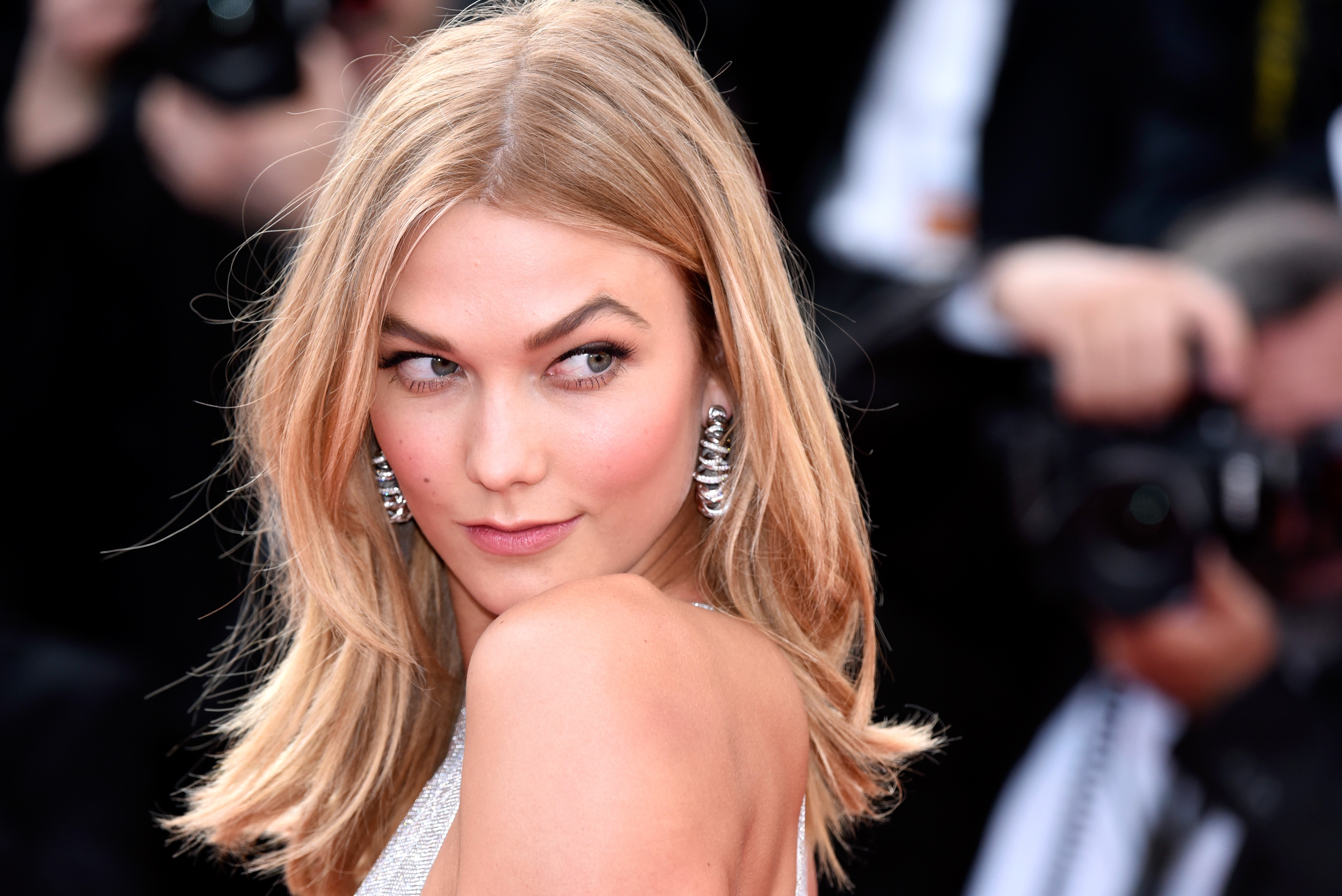 Karlie Kloss Wallpapers