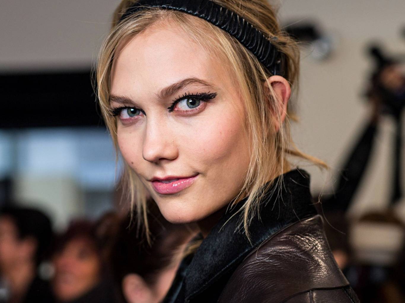 Karlie Kloss 2019 Wallpapers