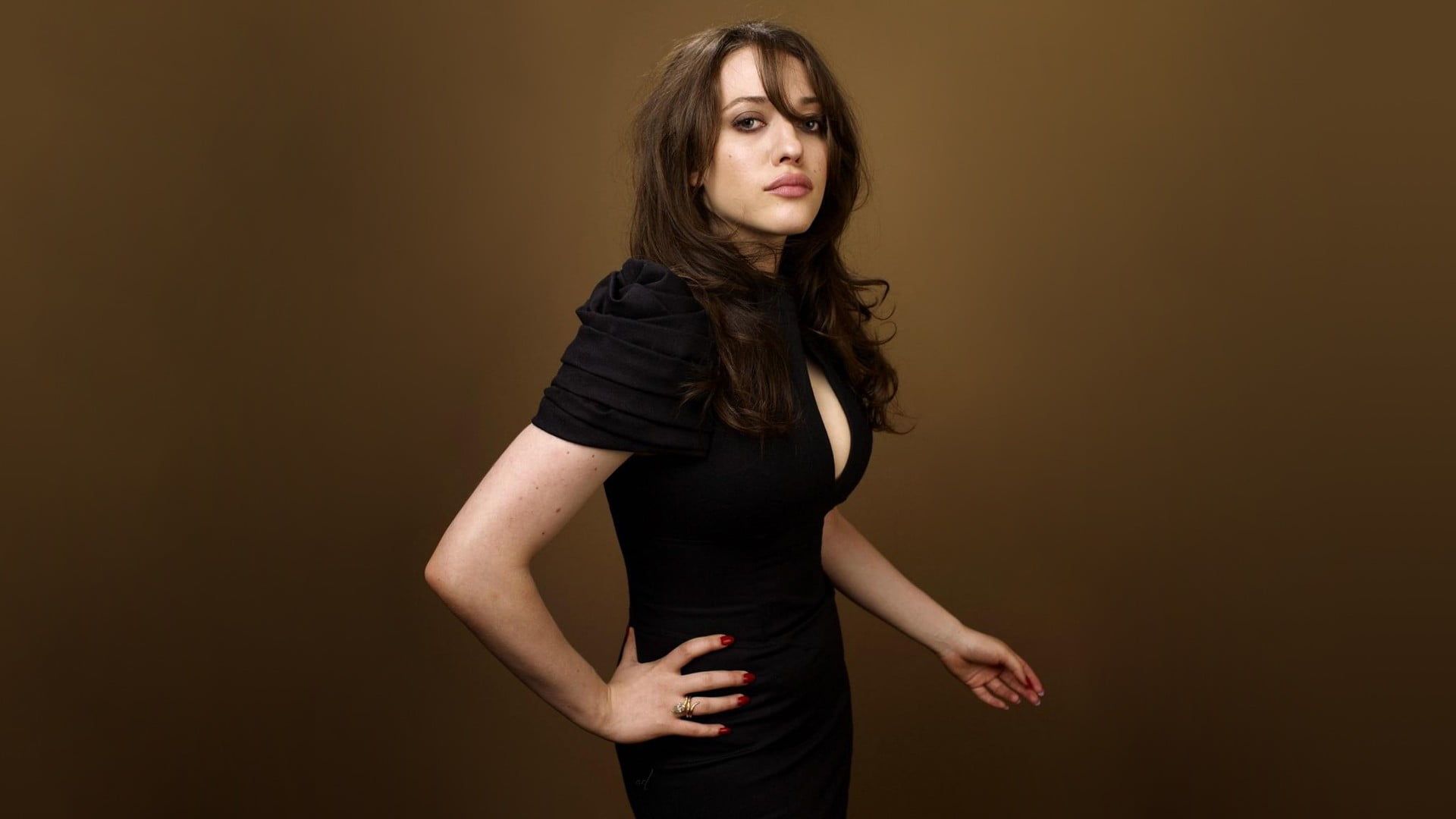 Kat Dennings in Black Wallpapers