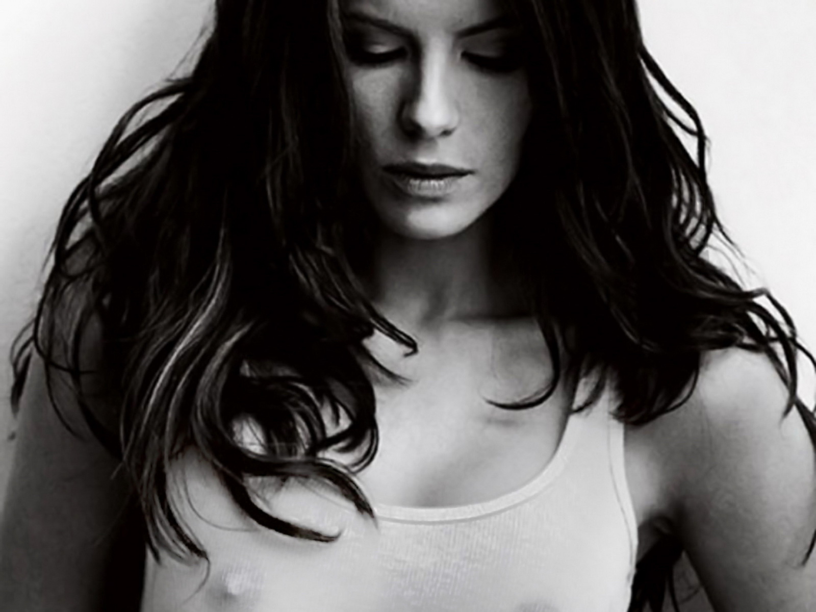 Kate Beckinsale Boobs Images Wallpapers