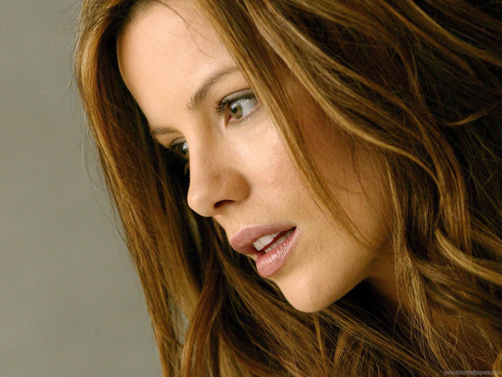 Kate Beckinsale New Hair Cut Wallpapers