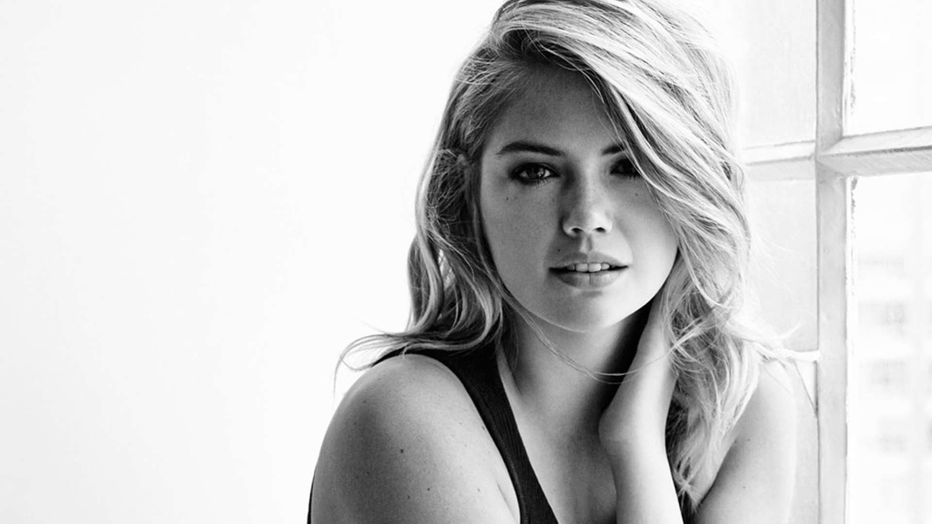 Kate Upton Black and White Photo Shoot Wallpapers