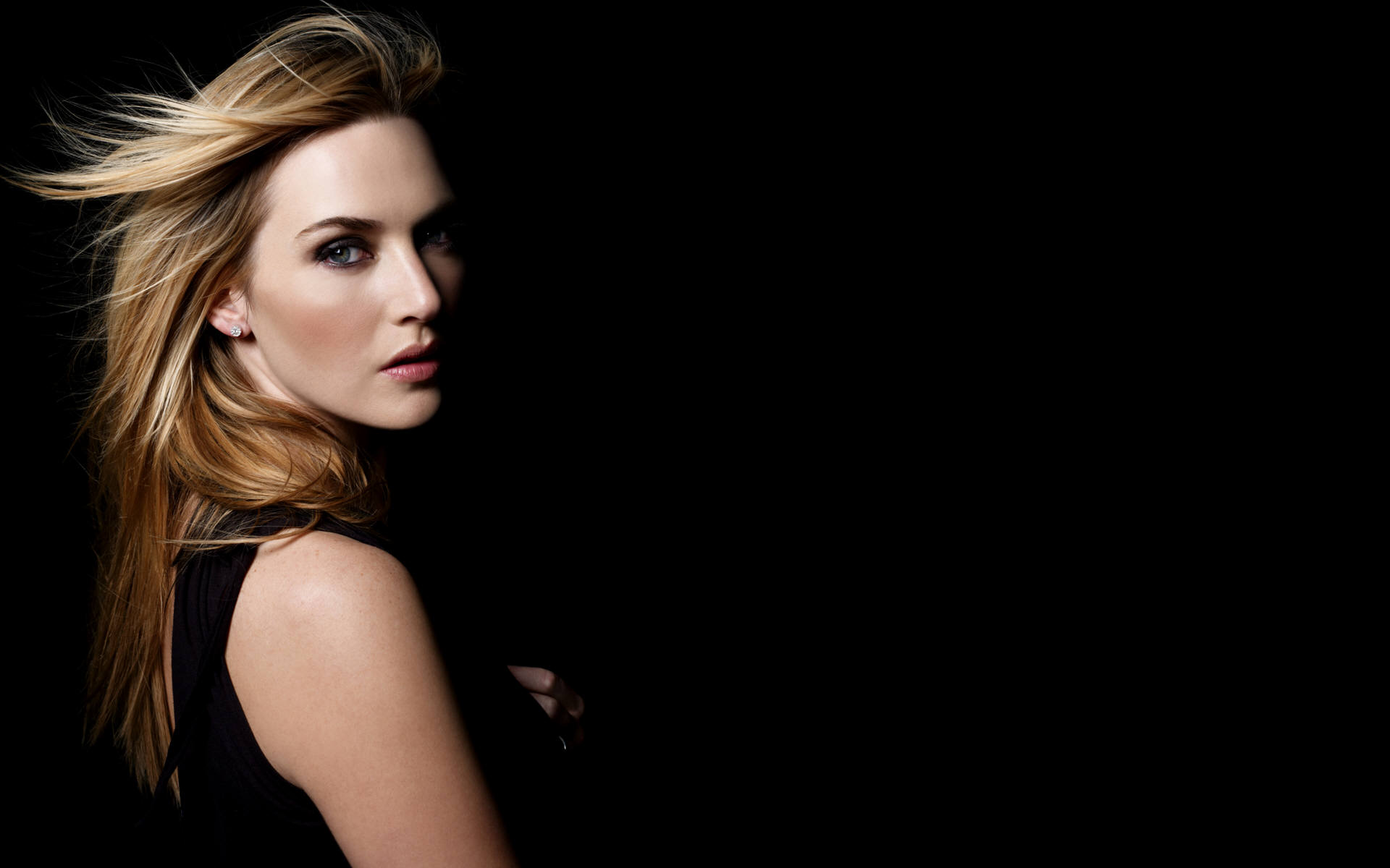Kate Winslet Rare Pic Wallpapers