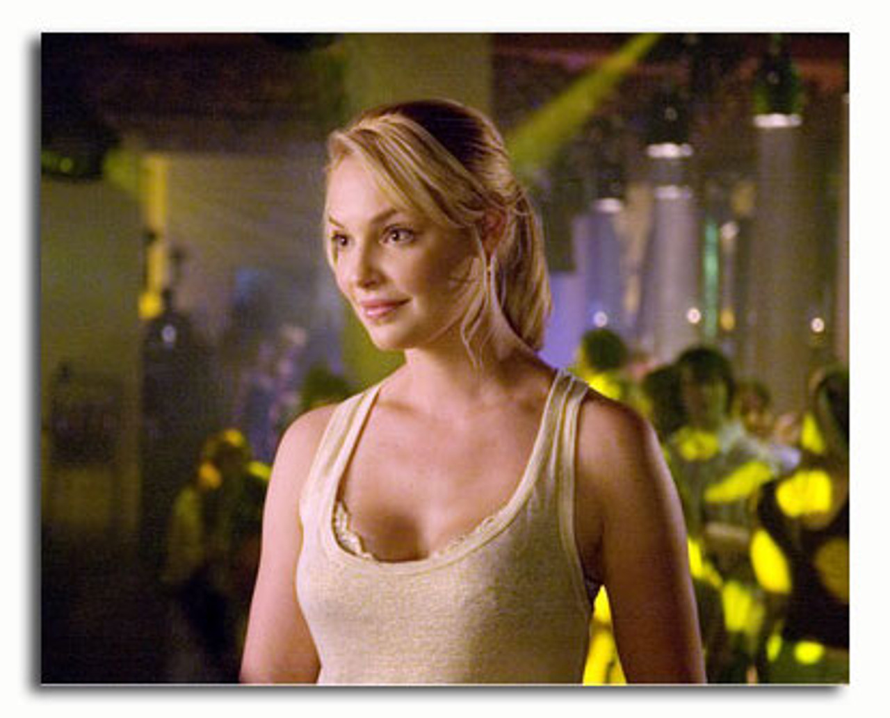 Katherine Heigl In T-Shirt Wallpapers