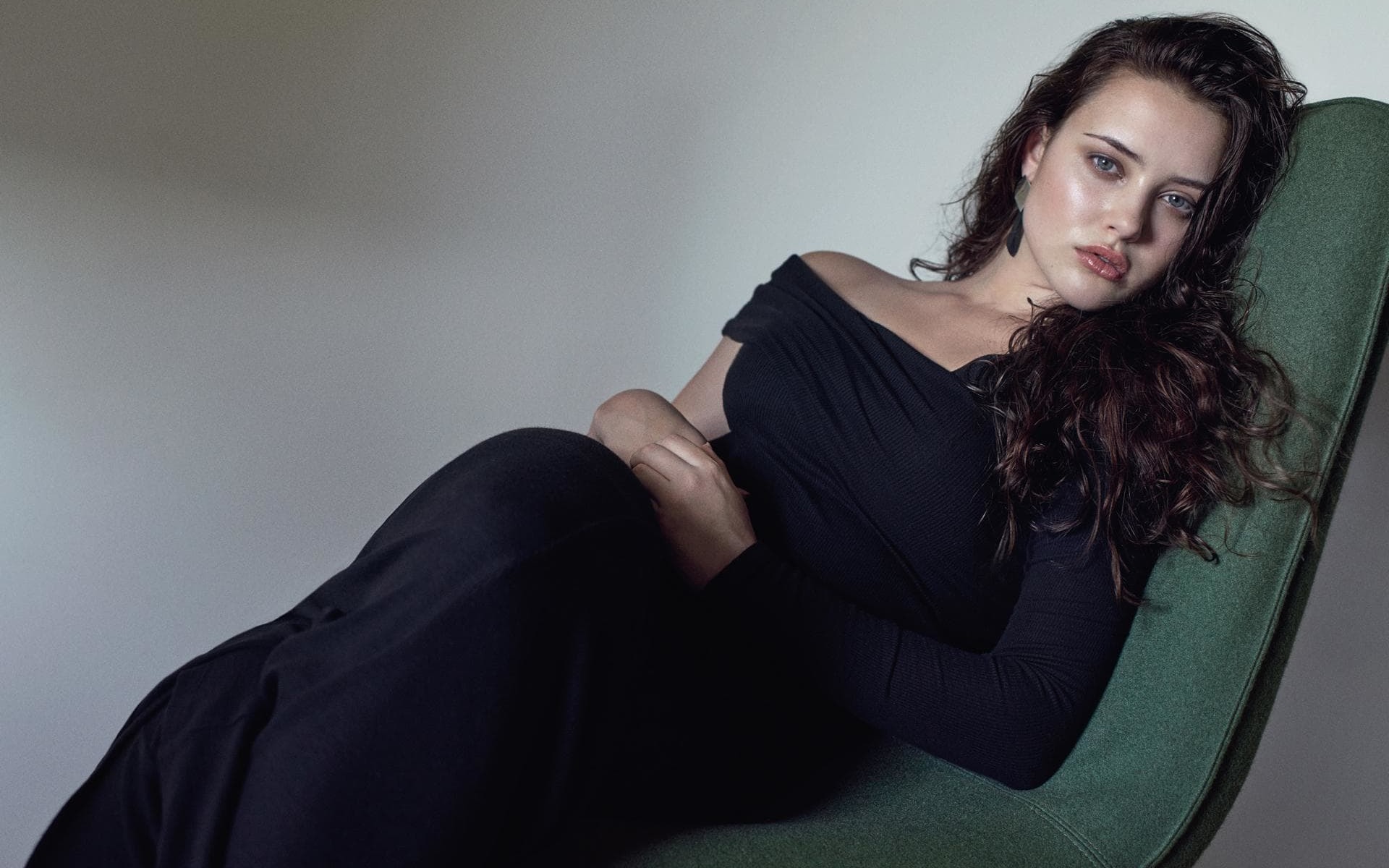 Katherine Langford in Black Dress Wallpapers