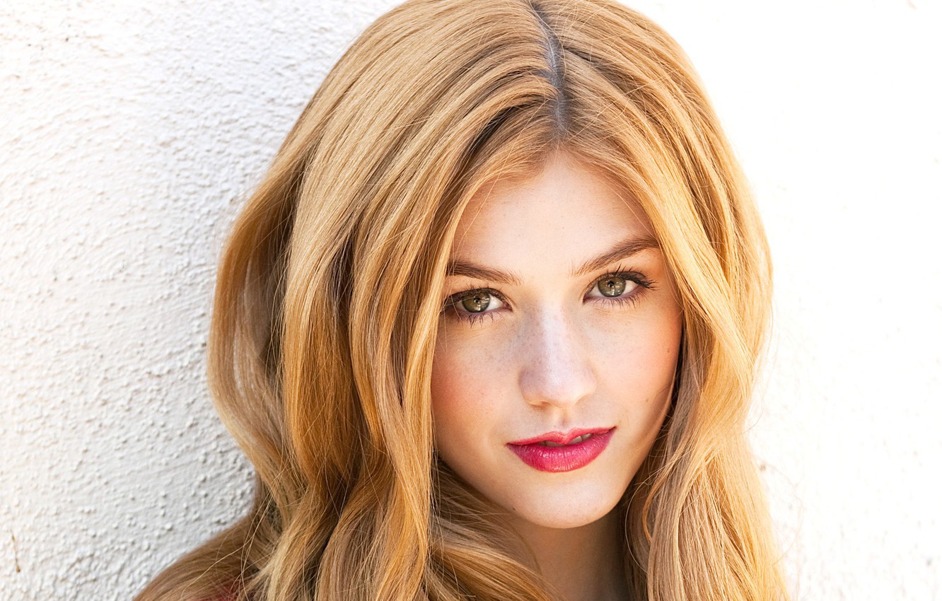 Katherine McNamara 2017 Wallpapers