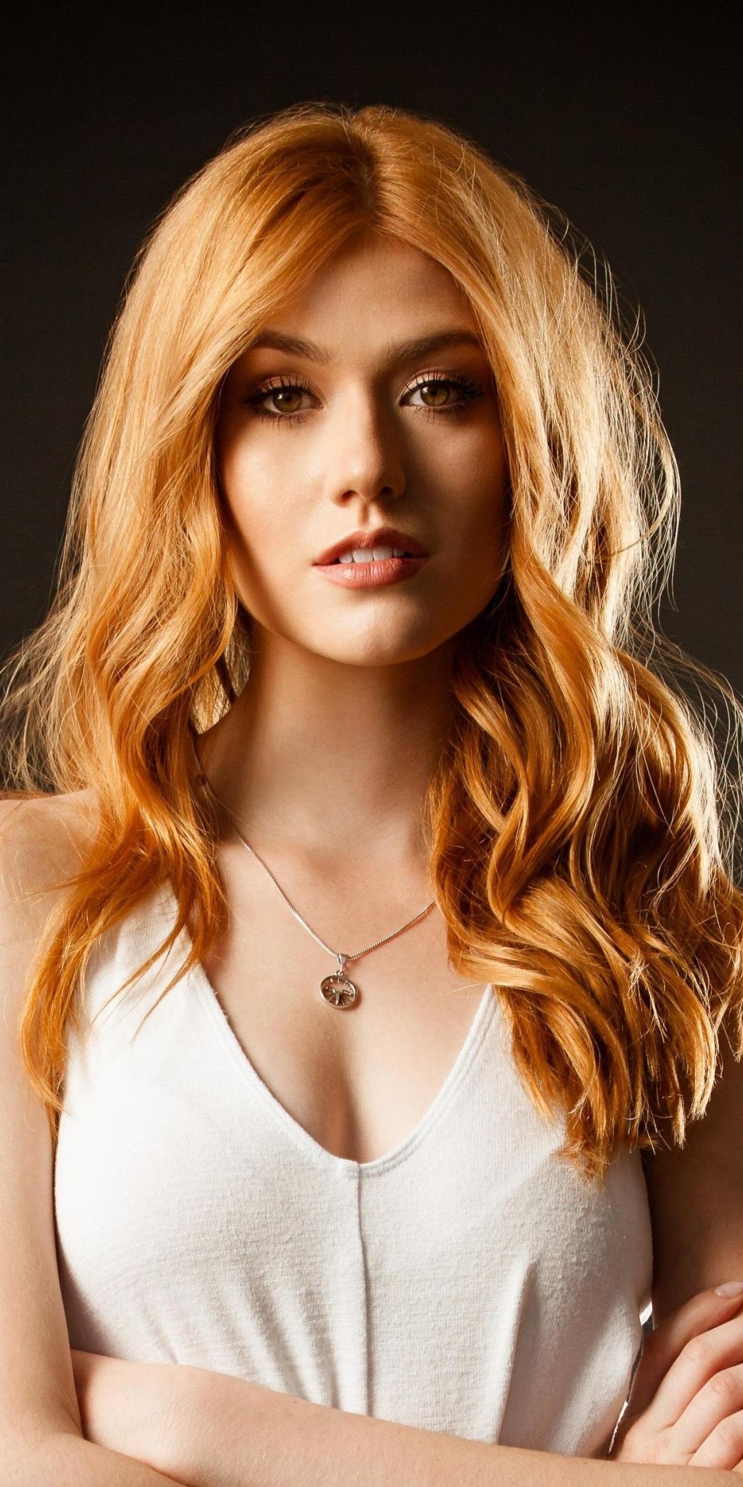 Katherine McNamara Shadowhunters Actress Wallpapers