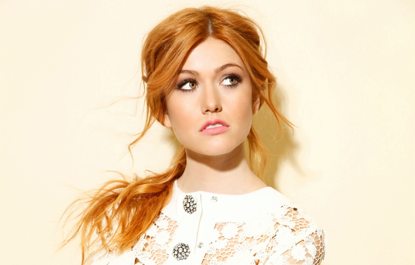 Katherine McNamara Shadowhunters Actress Wallpapers