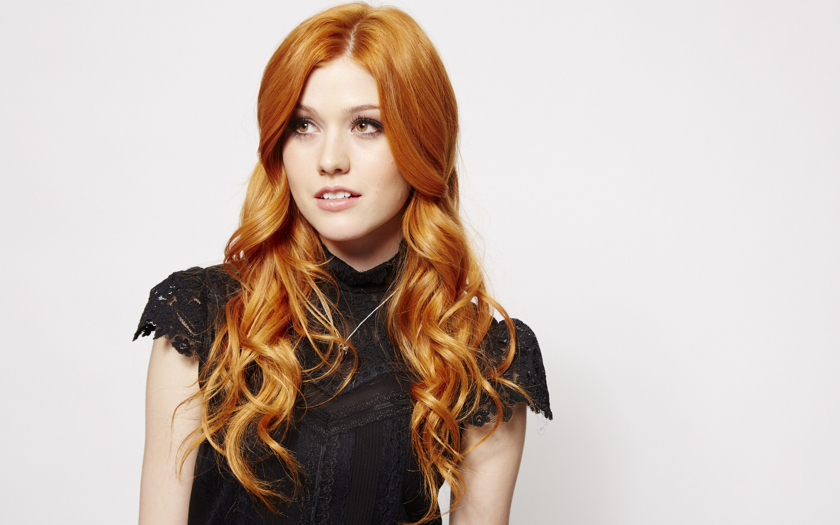 Katherine McNamara Shadowhunters Actress Wallpapers