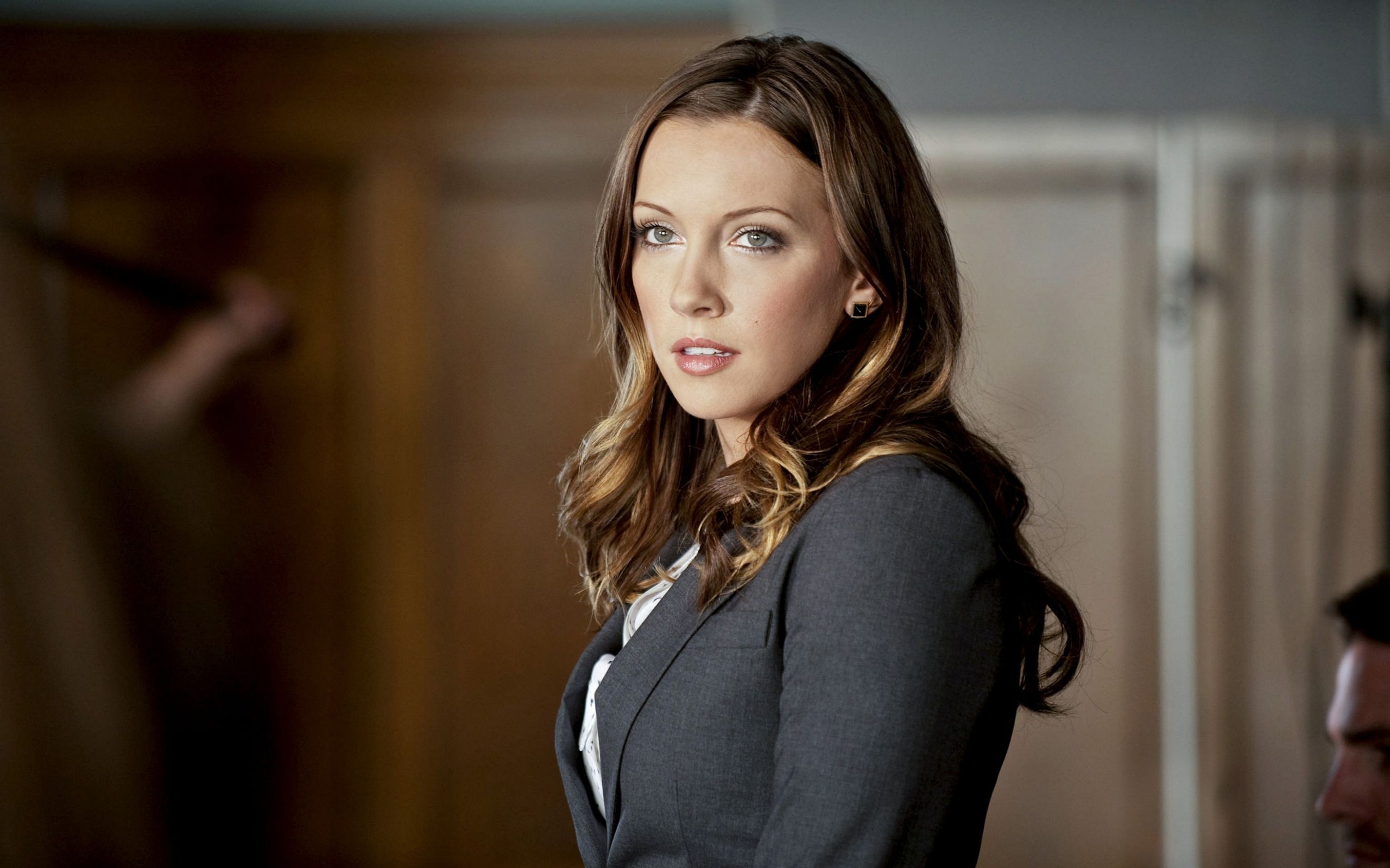 Katie Cassidy latests Wallpapers