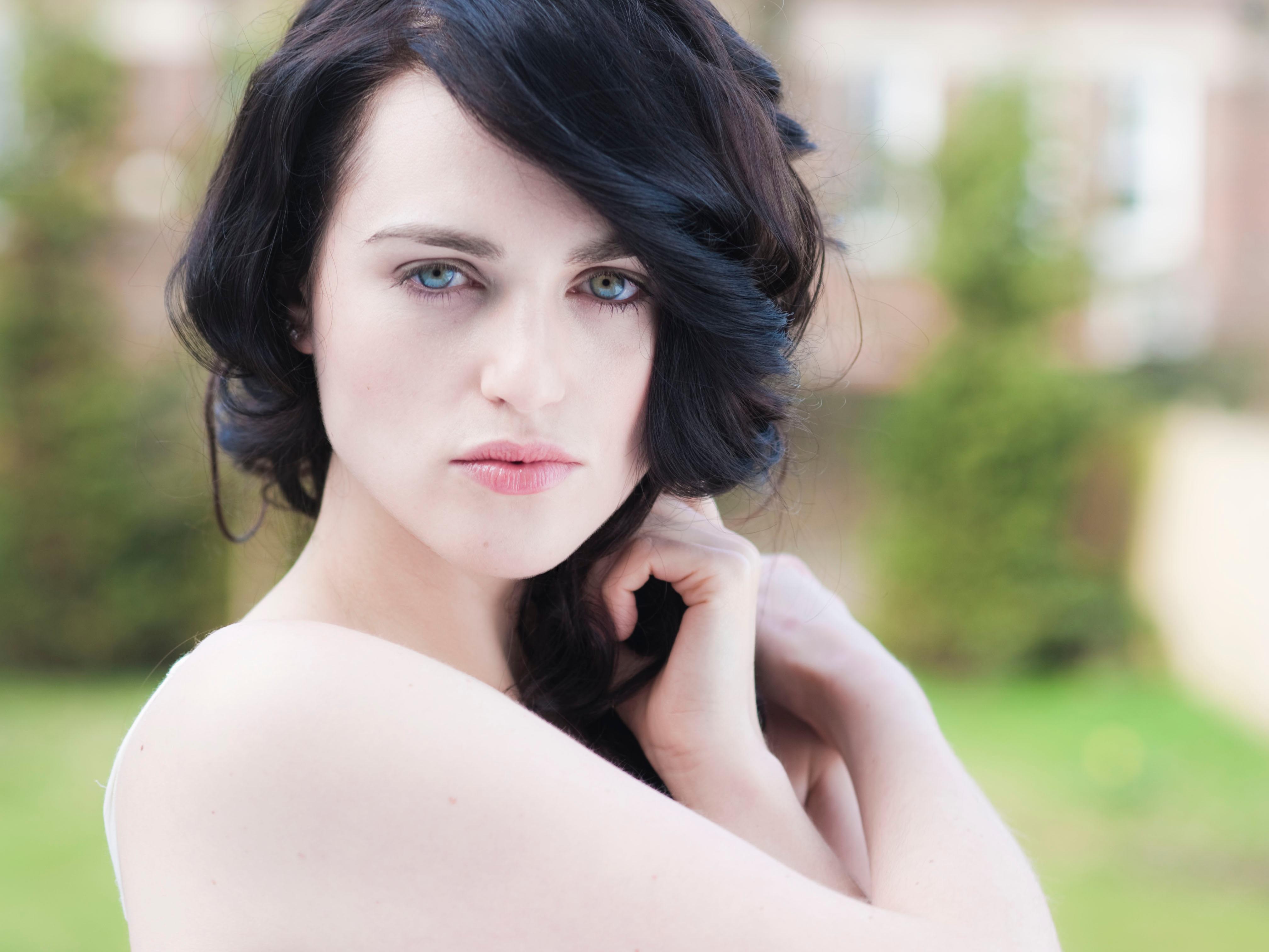 Katie McGrath Wallpapers