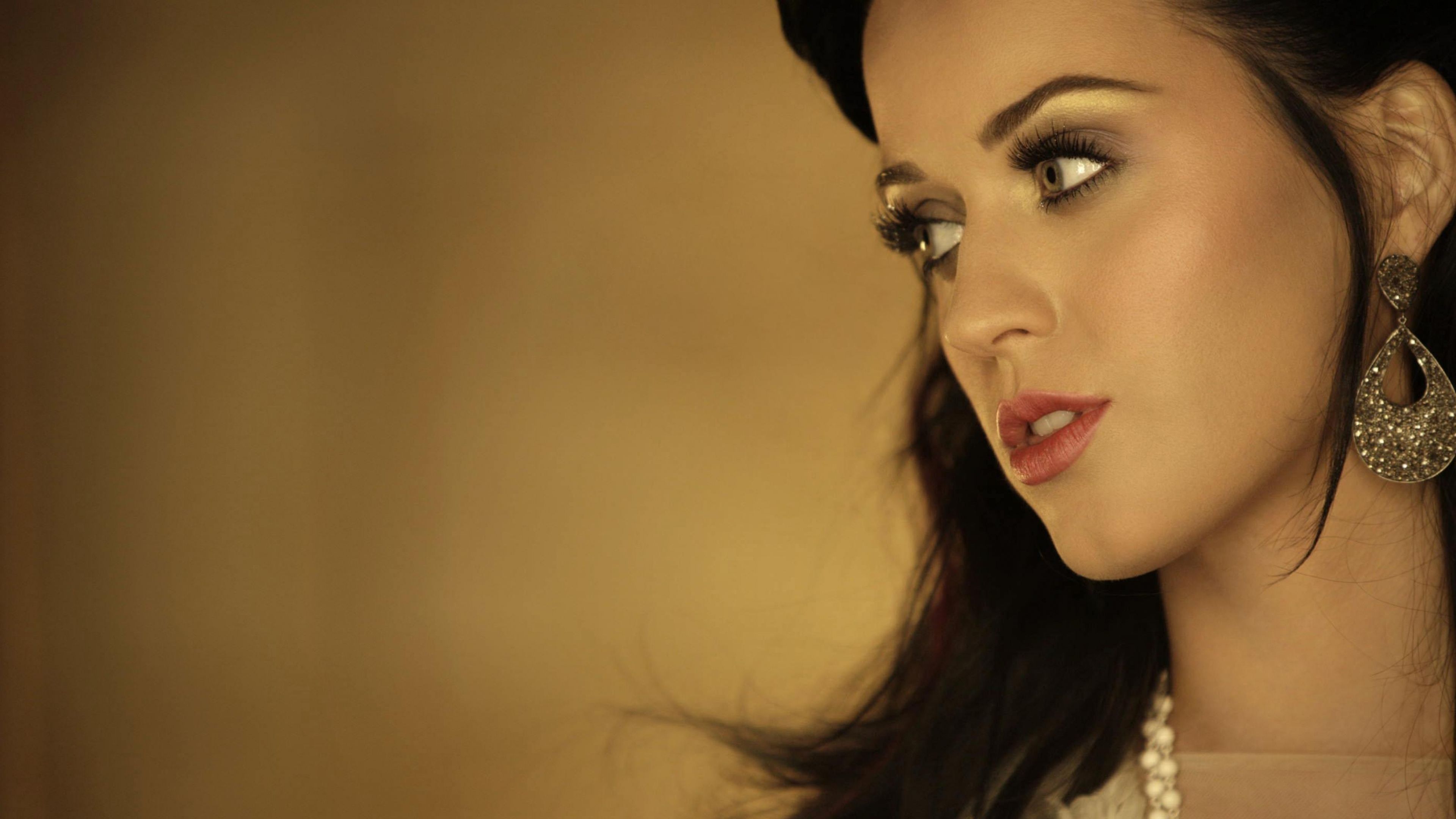 Katy Perry Beautifuls Wallpapers