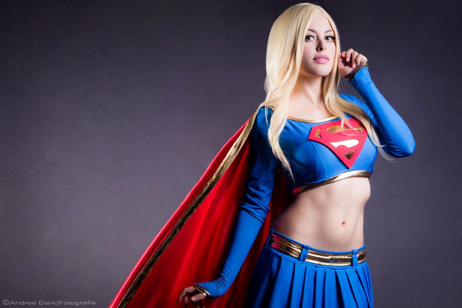 Kawaii Queen Tsun As Supergirl Cosplay Wallpapers