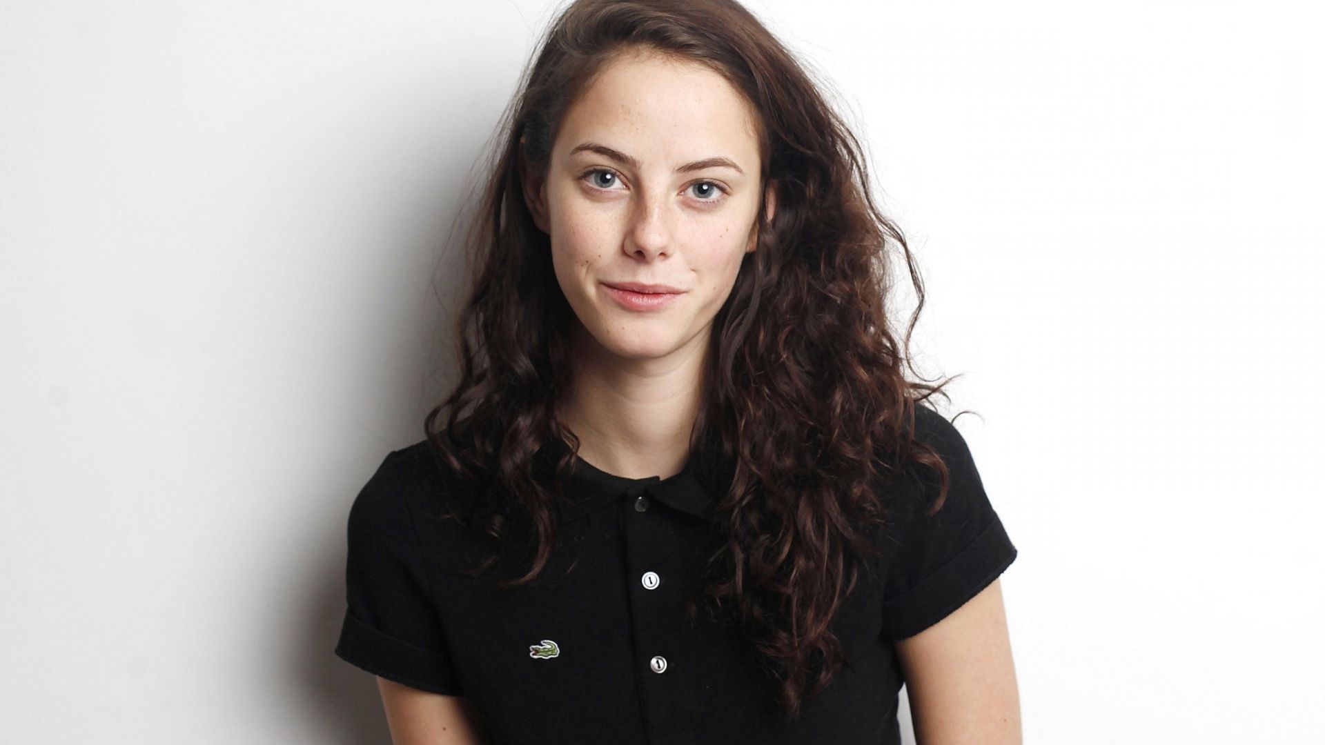 Kaya Scodelario Brunette 2017 Wallpapers