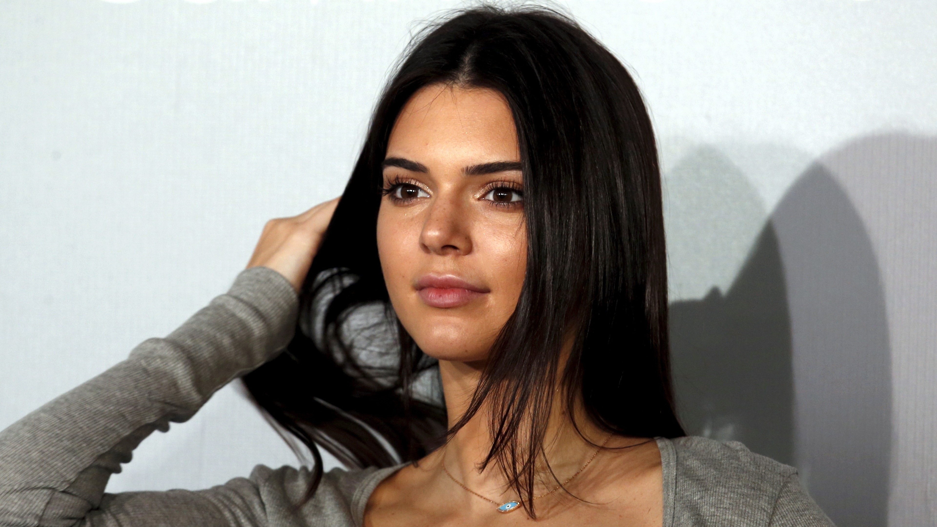 Kendall Jenner 6K Wallpapers