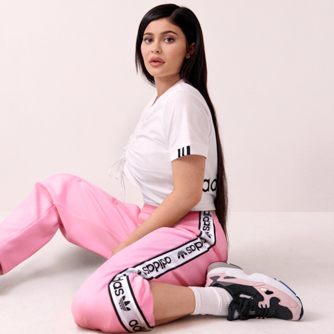 Kendall Jenner Adidas Wallpapers